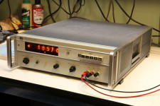 digital_voltmeters_and_multimeters:hp_3460b_operating_high_oblique_2-web.jpg