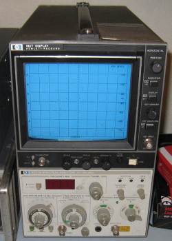 oscilloscopes_waveform_analyzers:182t.jpg