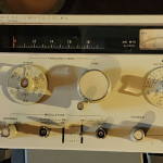signal_generators:8654a_front.jpg