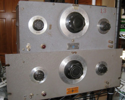 signal_generators:hp200b_200cr.jpg